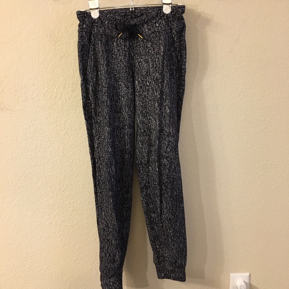 Lululemon joggers- discontinued